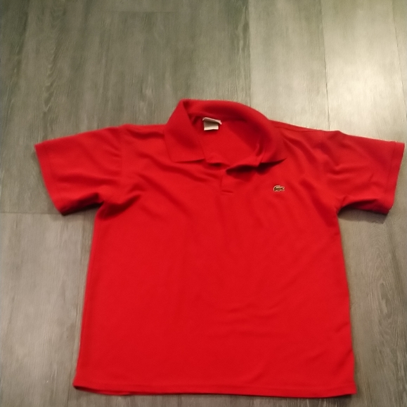10/55❤️ Lacoste red tshirt